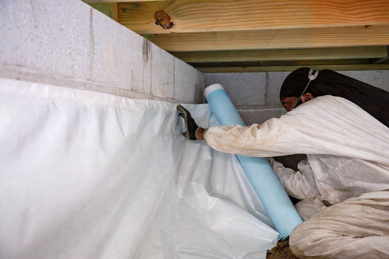 Crawl space vapor barrier in Hemet, CA